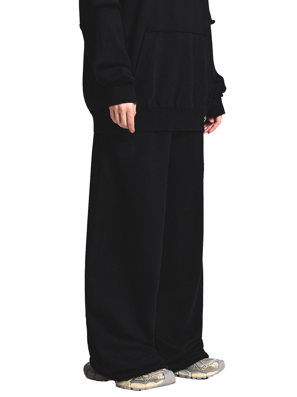 Snow Washed Raw Edge Sweatpants